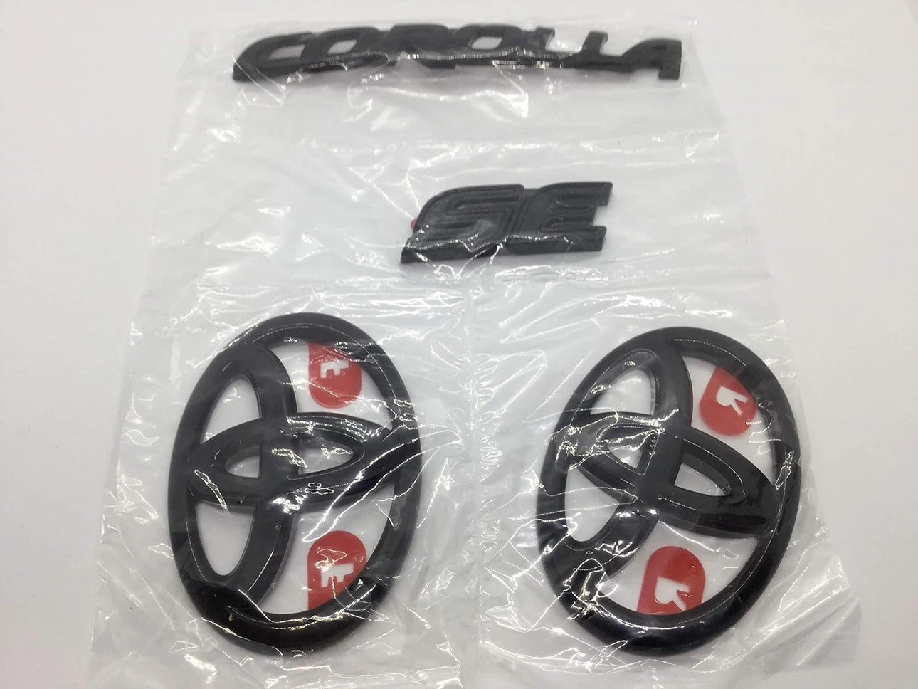 Toyota Corolla SE Emblems Set
