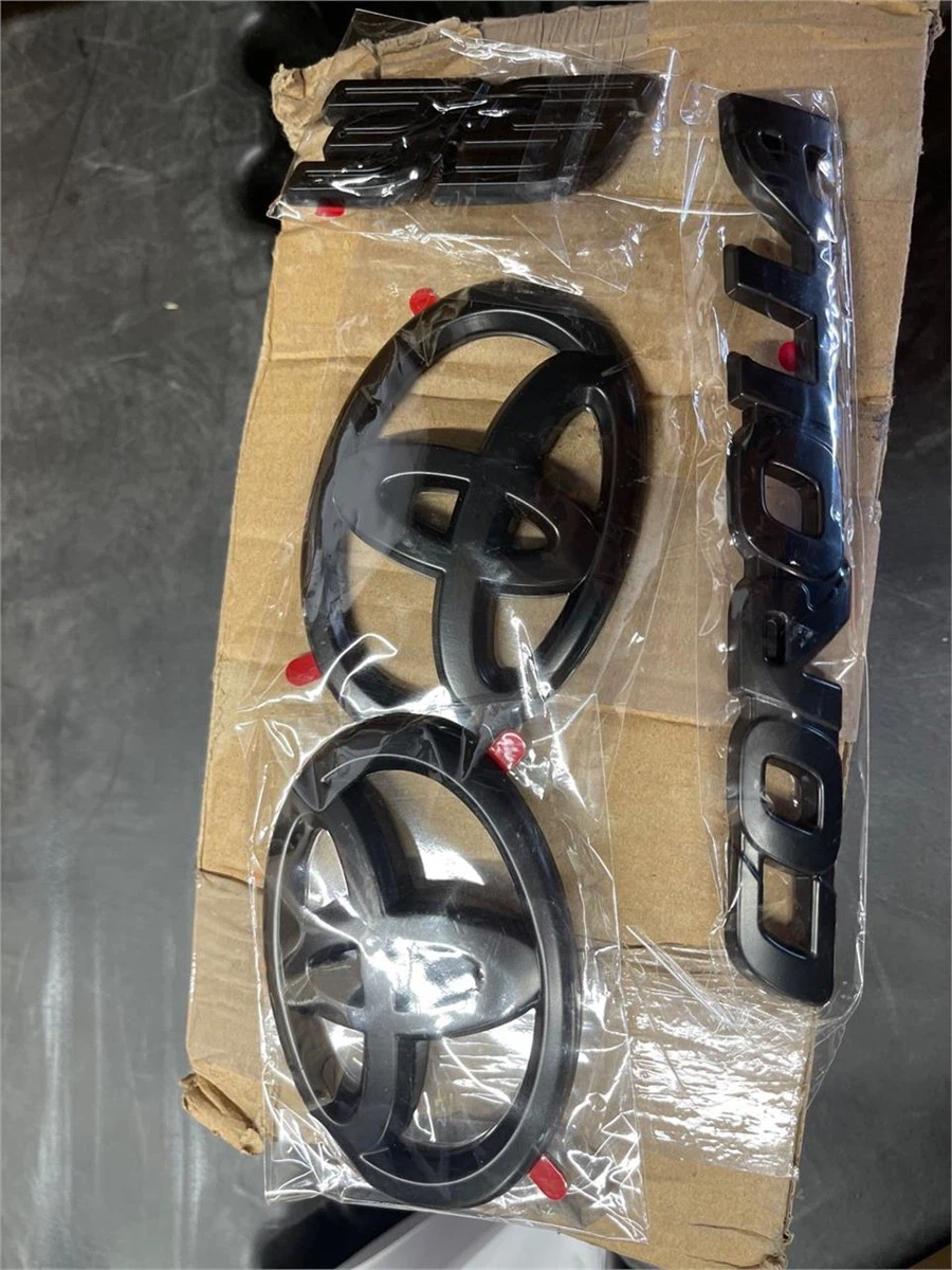 Toyota Corolla SE Emblems Set - photo 2