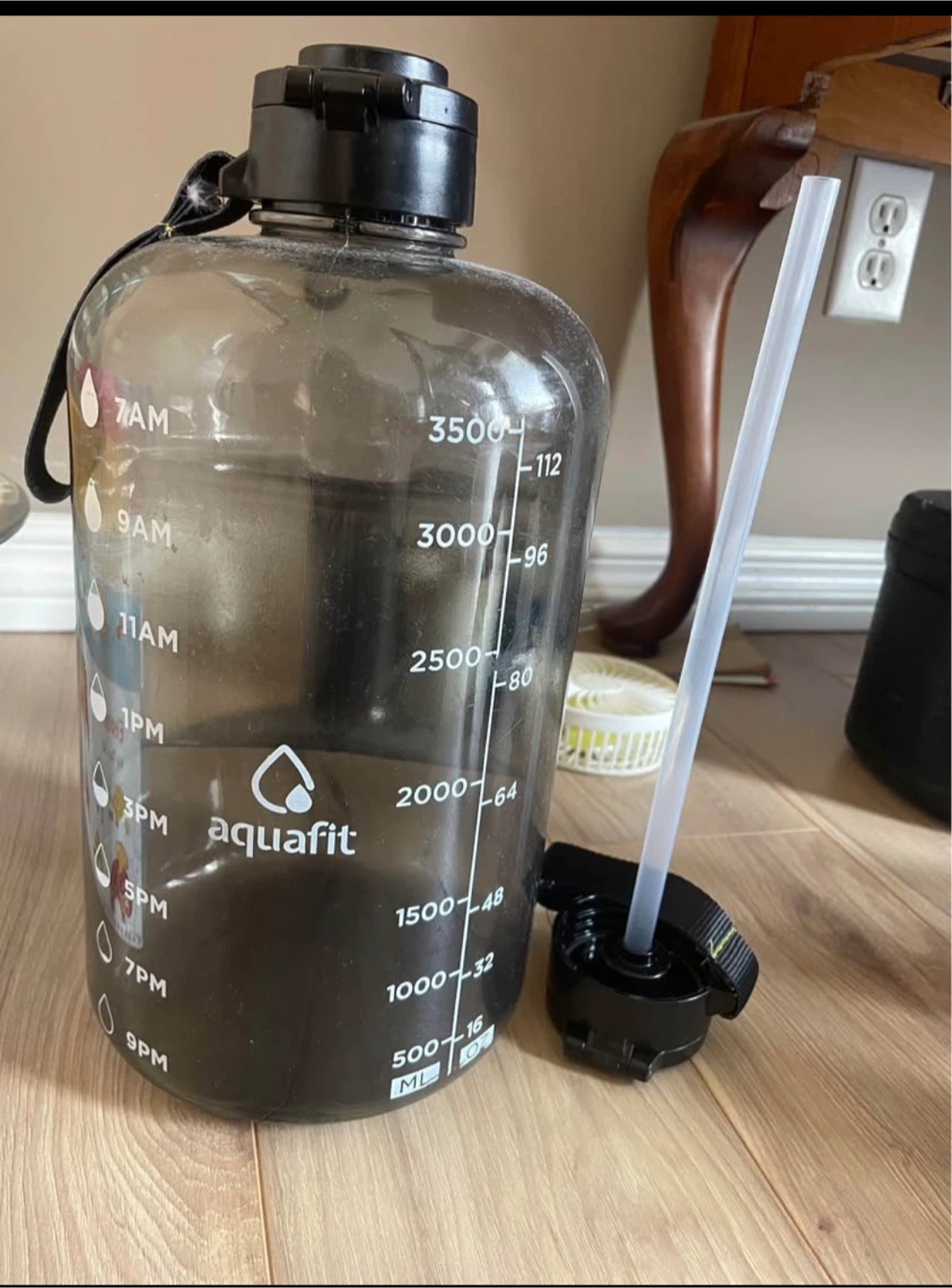 Aquafit 3.5L Water Bottle with Straw and frames - photo 2