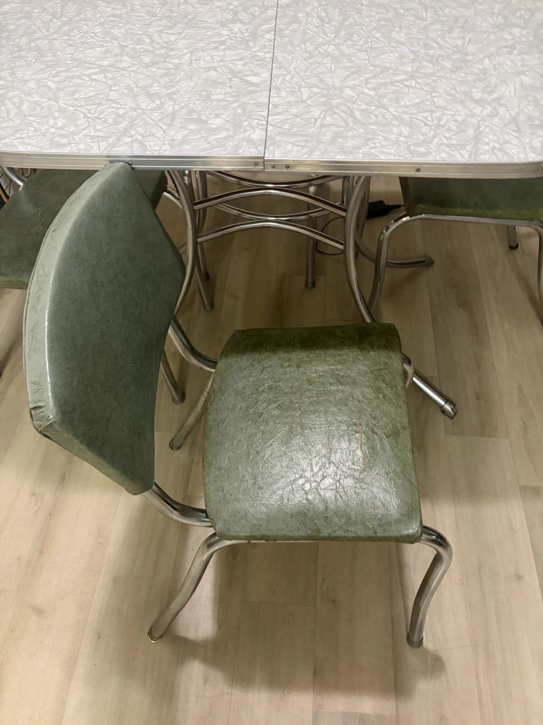 Retro Table and Chairs Set - photo 3