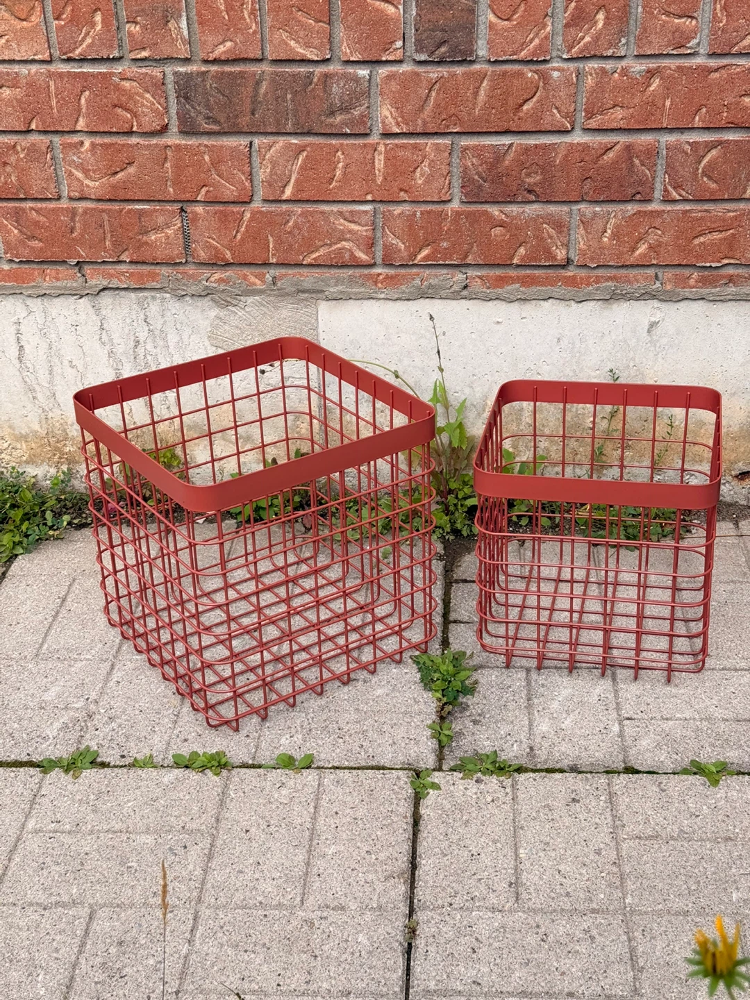 Set of 2 Wire Storage Baskets