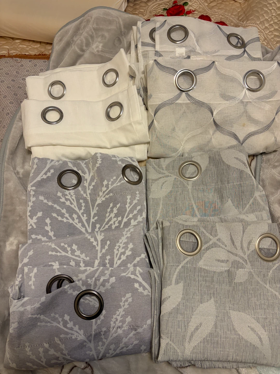Assorted Eyelet Curtains - photo 4