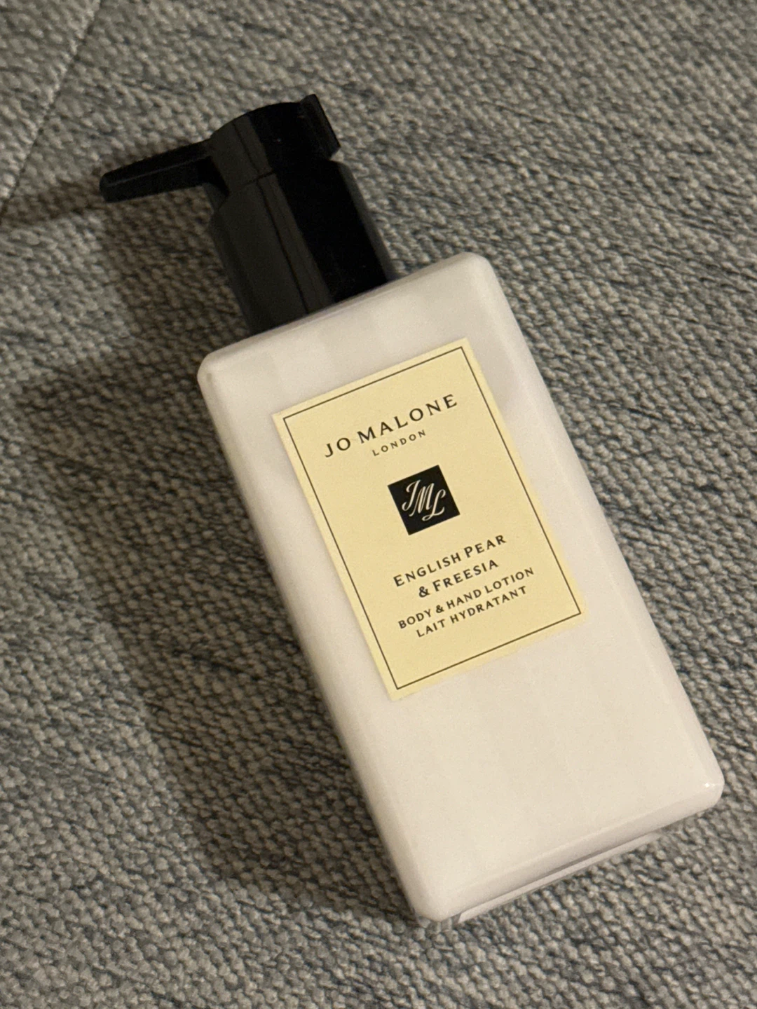Jo Malone English Pear & Freesia Body & Hand Lotion 250ml