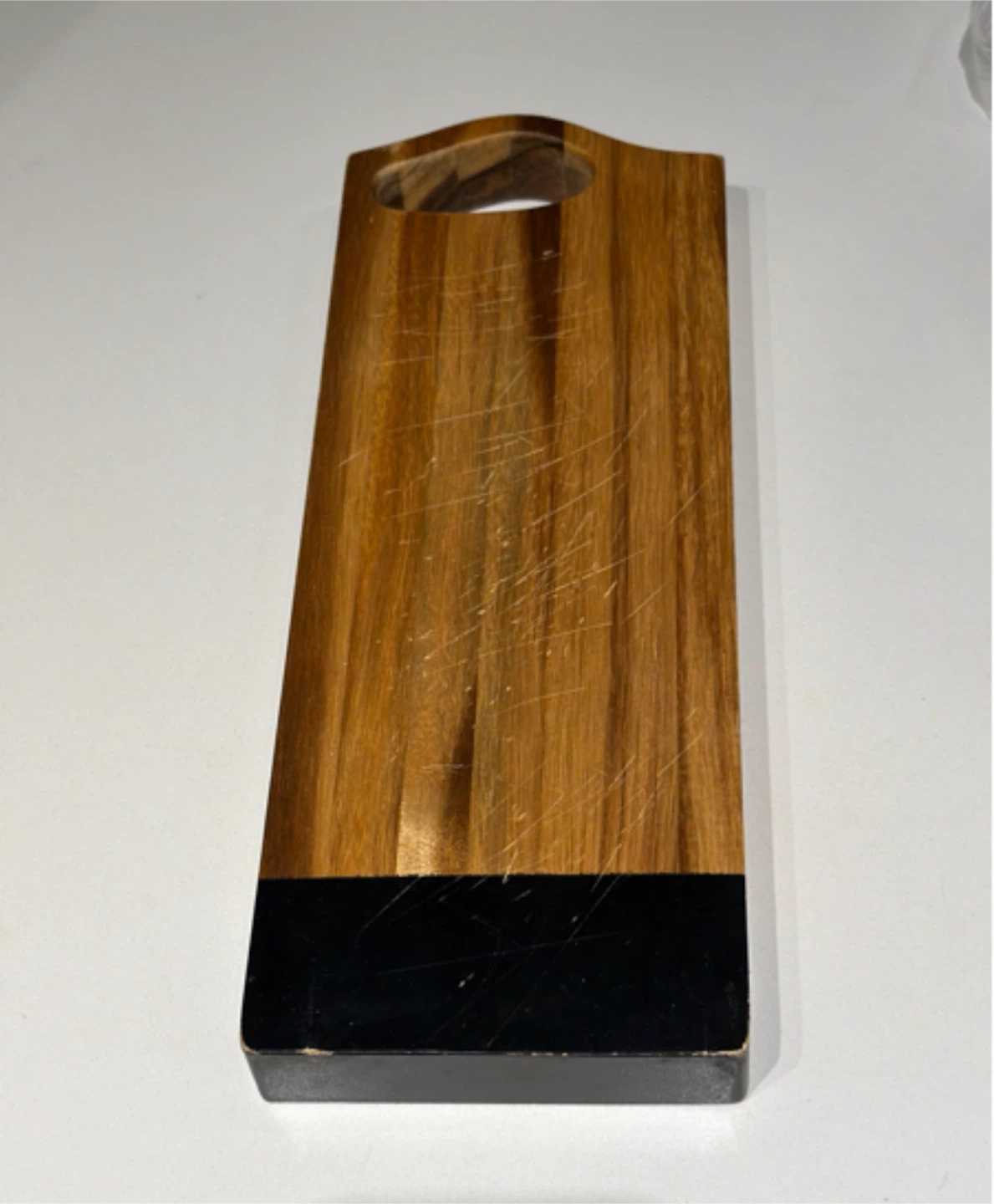 Wooden Cutting Board with Handle