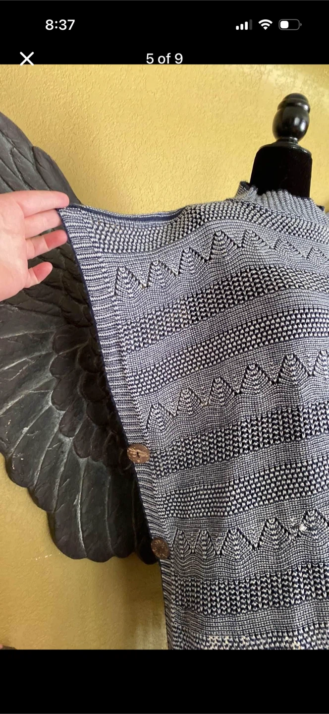 Unbranded Mexican Style Poncho With Buttons On Sides - photo 5