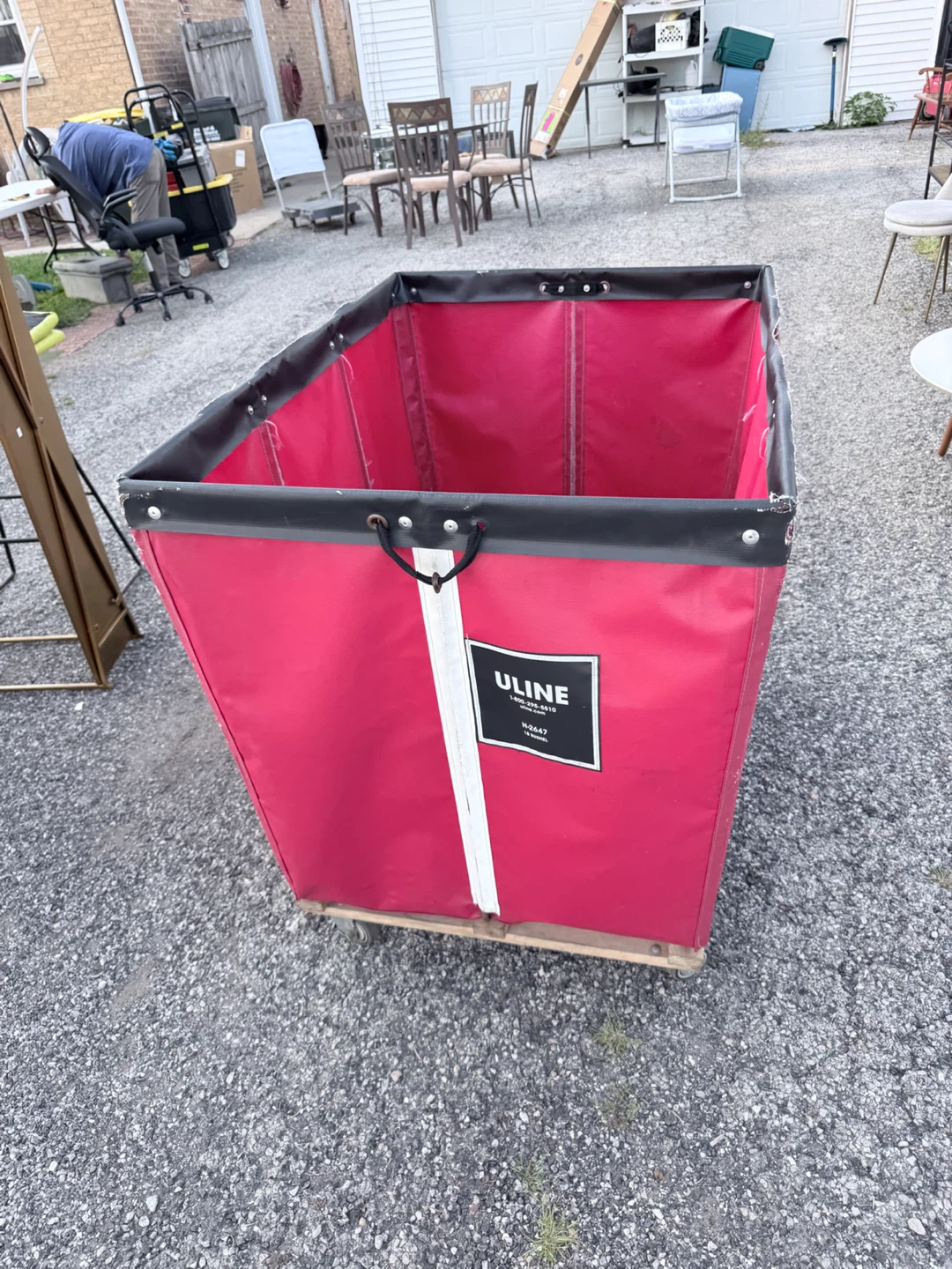 ULINE Laundry Cart - photo 2