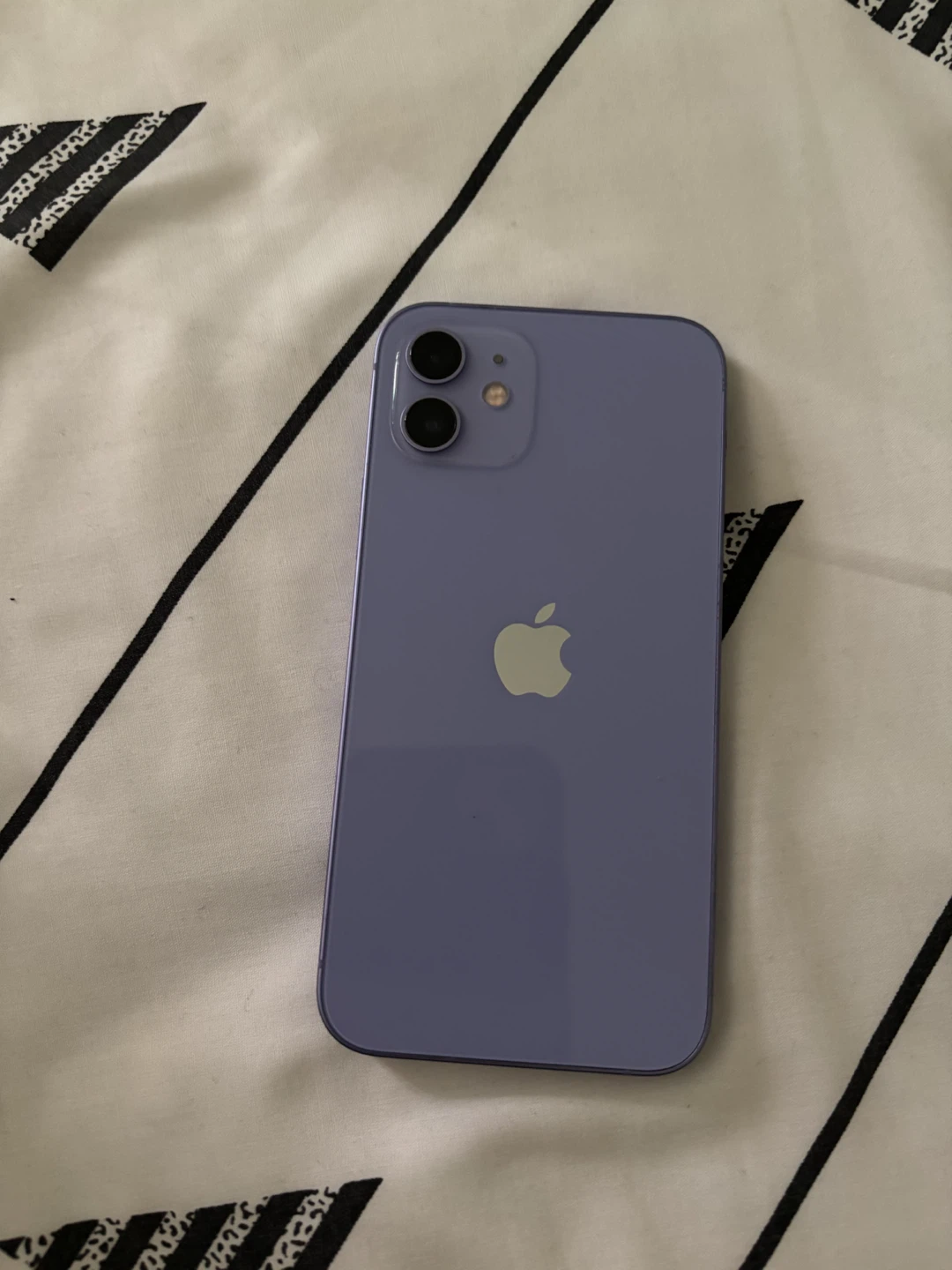 Apple iPhone 12 - 64 GB - Purple - photo 3