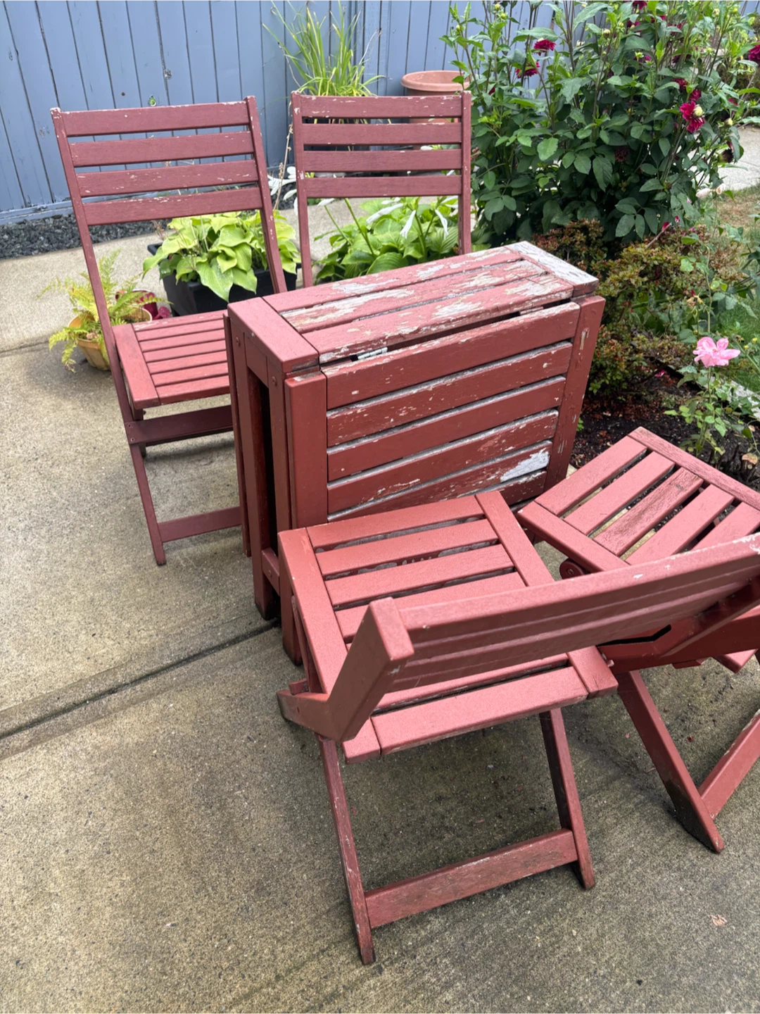Red Wooden Folding Bistro Set