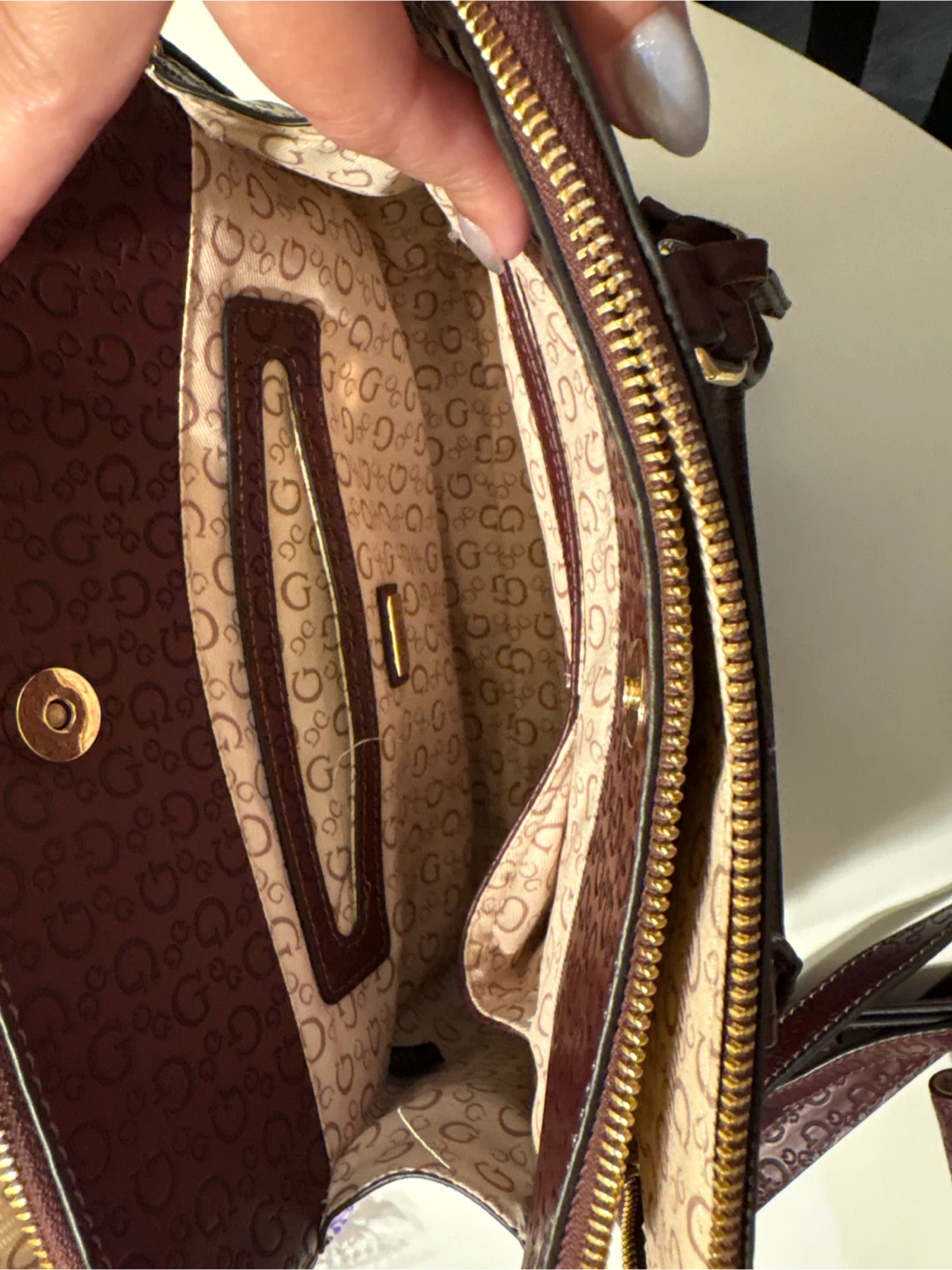 Guess Handbag and Wallet Set - photo 3