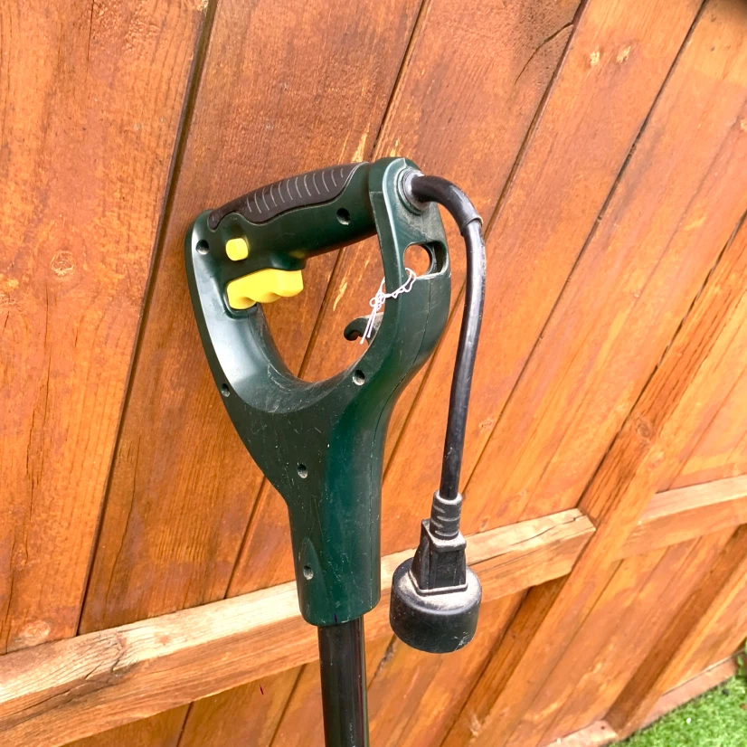 Electric Snow Shovel 8 Amp Snow Blower Walkway Driveway - photo 5