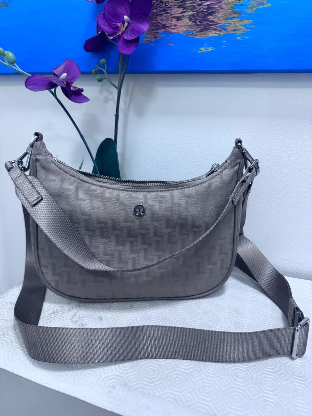 Lululemon Everywhere Belt Bag - Grey