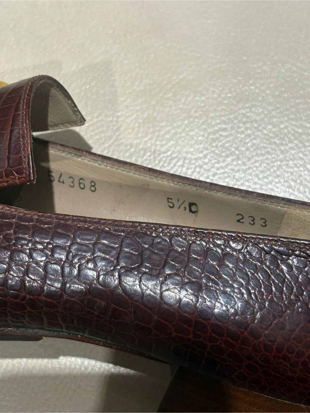 Salvatore Ferragamo Gancini Croc-Embossed Leather Loafers 51/2C - photo 3
