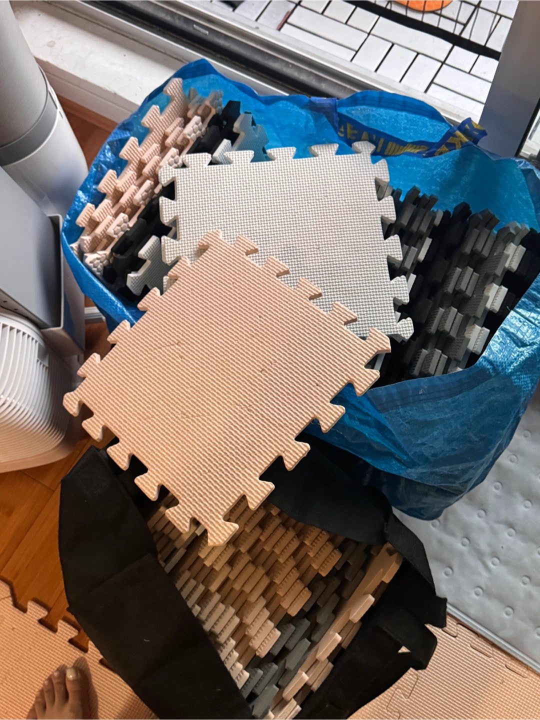 Interlocking Foam Floor Mats - photo 2