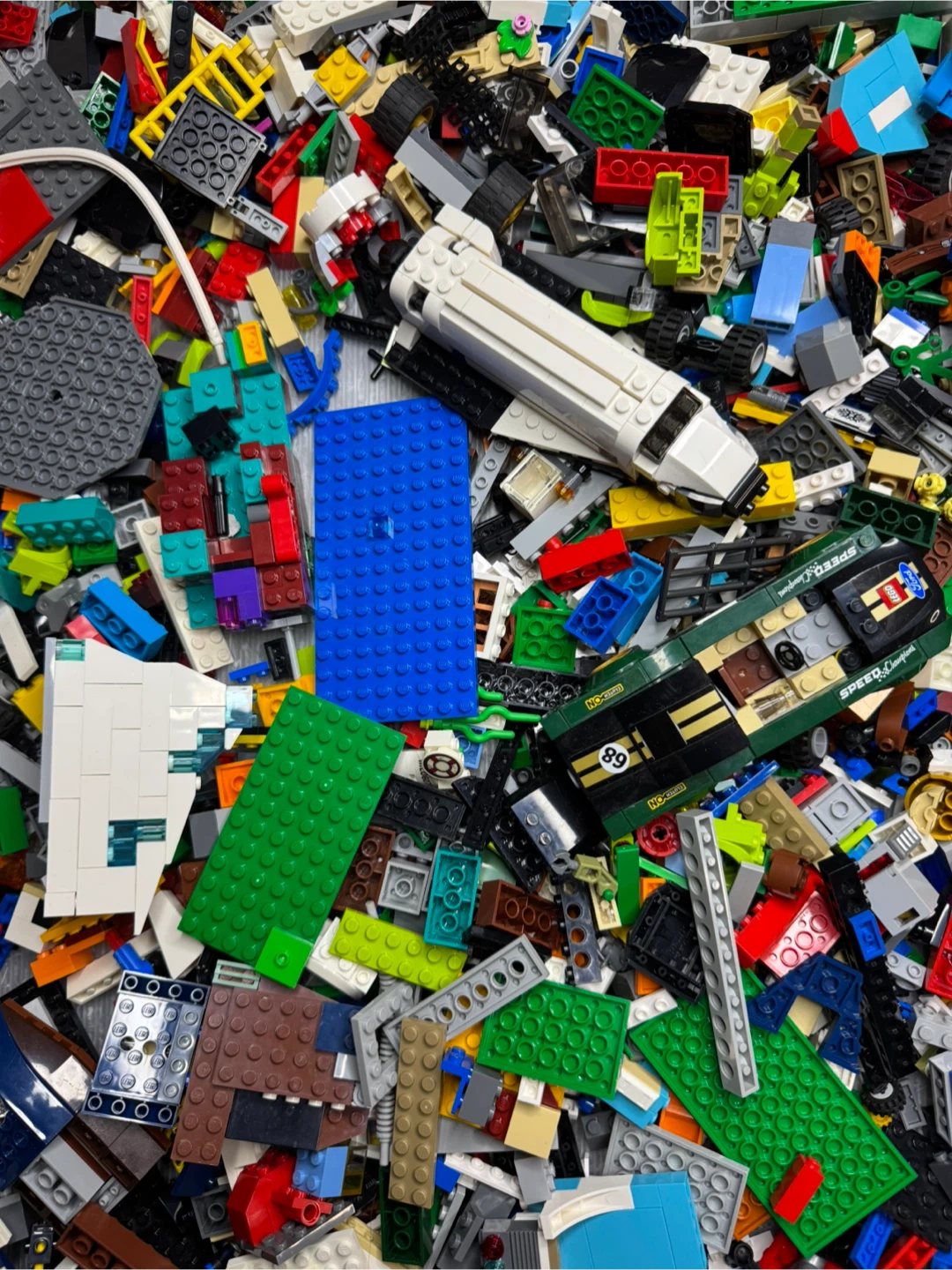 LEGO 20lbs+ BULK PARTS LOT City Marvel - photo 3