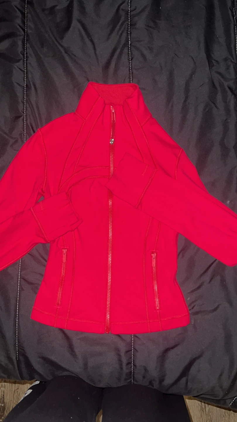 Lululemon hot pink jacket size 2