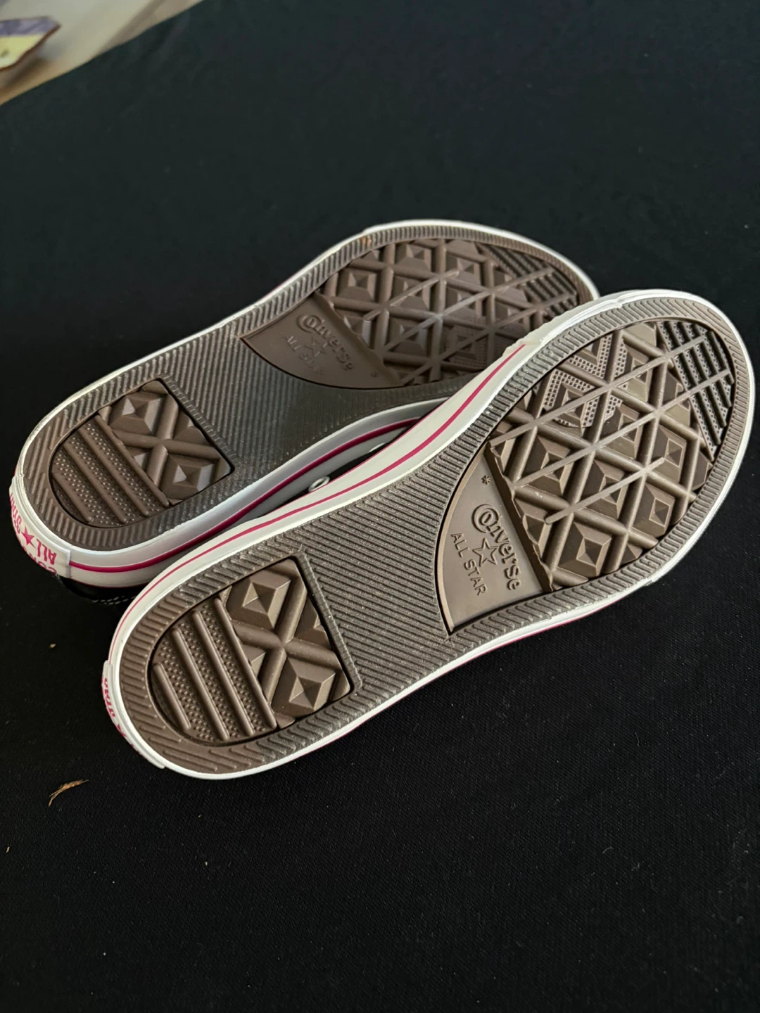 Brand new never worn Converse Chuck Taylor All Star Shoes - photo 2