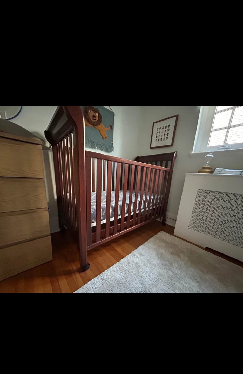 Wooden Baby Crib with Mattress - photo 2