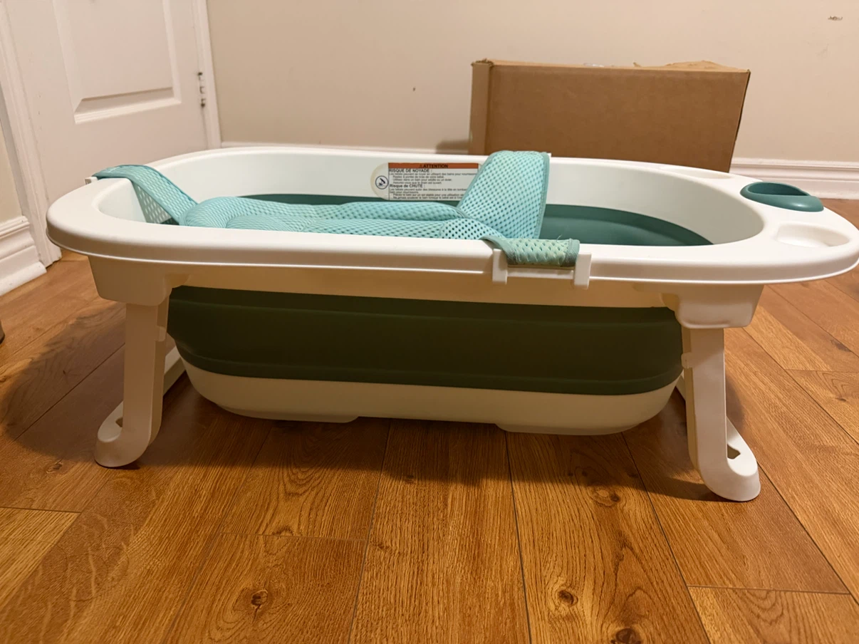 Baby bath tub