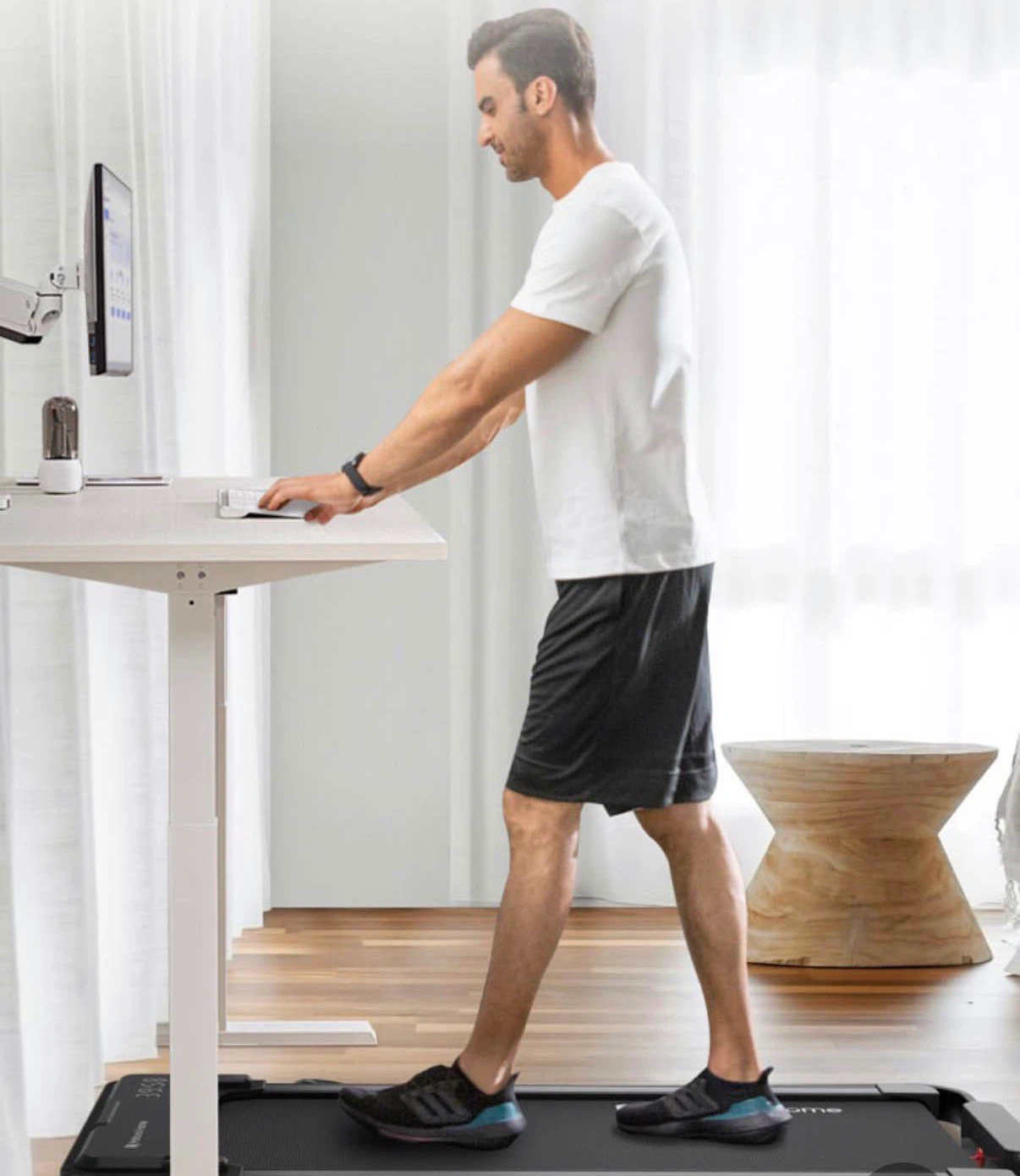 Mobvoi Home treadmill. Has foldable design for easy storage - photo 3