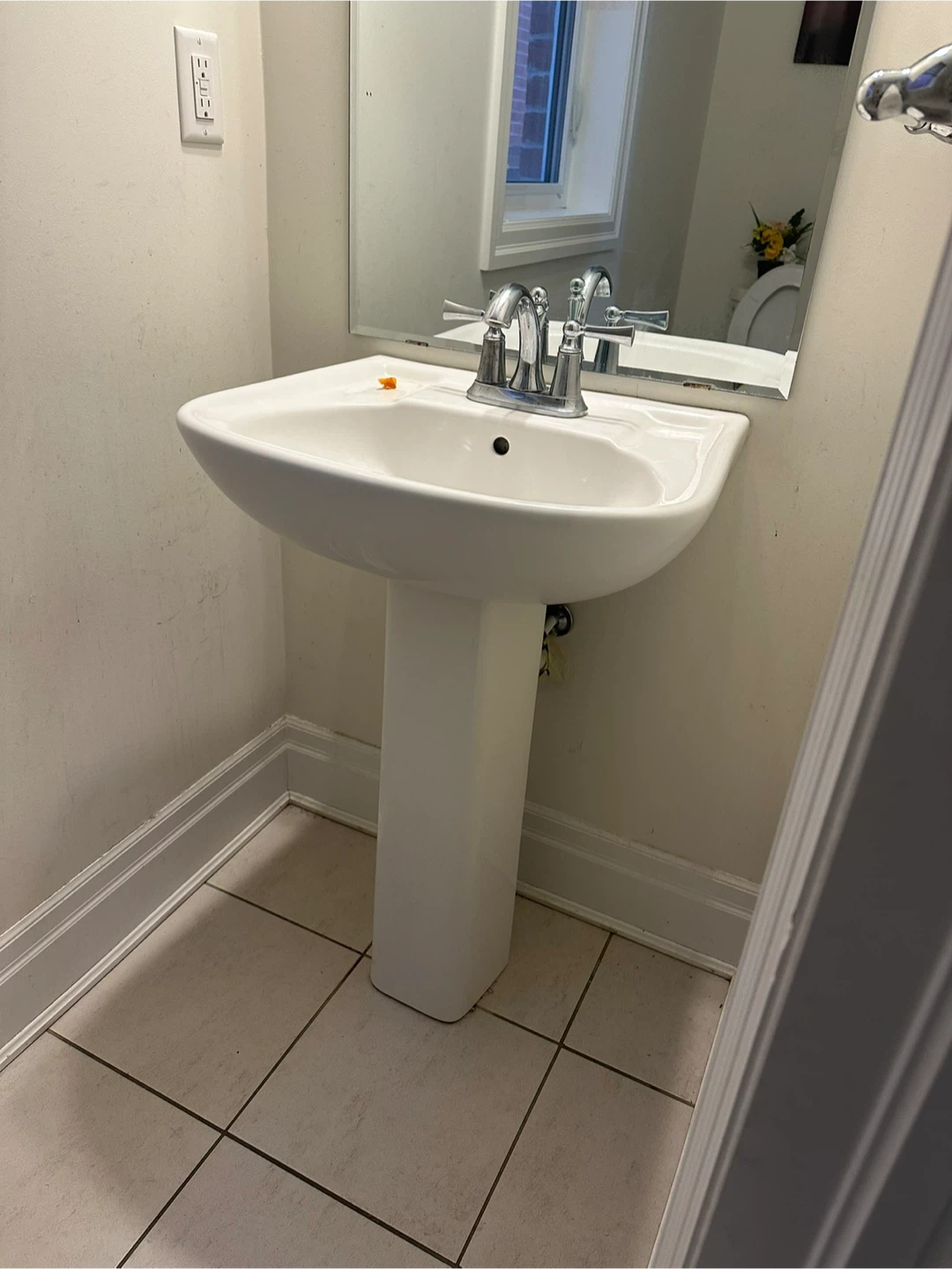 White Pedestal Sink / Bathroom Sink with Faucet