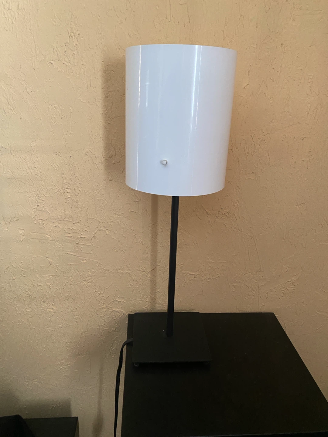 Small Modern Table Lamp - photo 2