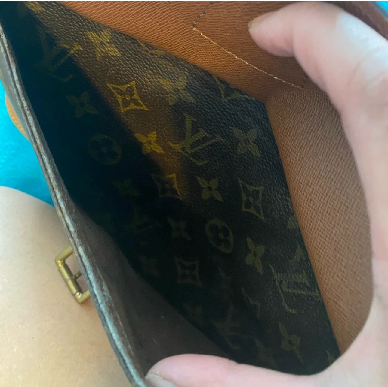 Louis Vuitton Monogram Crossbody Bag - photo 4