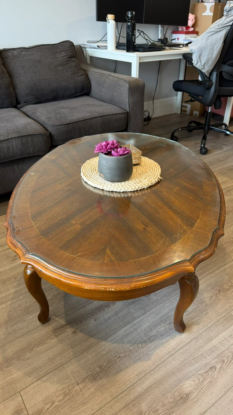 Oval Coffee Table with Glass Top