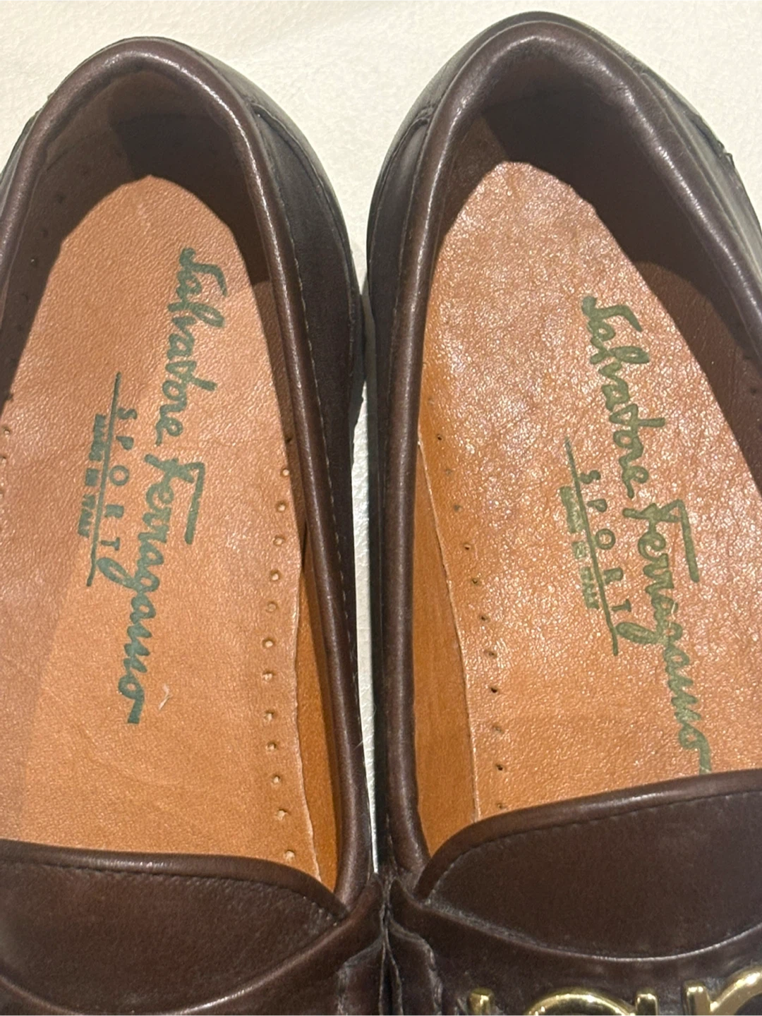 Salvatore Ferragamo SPORT Gancini Leather Loafers US 5 C - photo 2