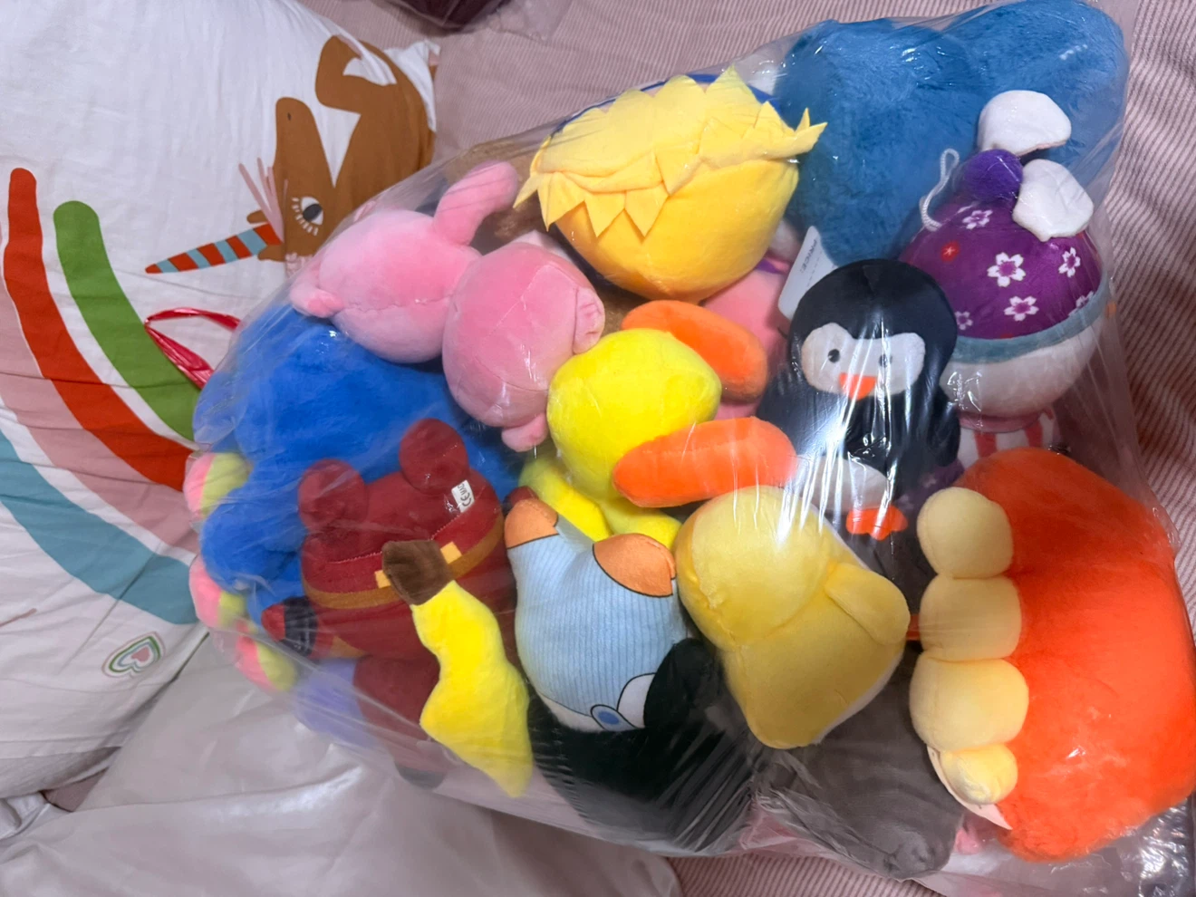 Bag of Assorted Plush Toys (40 plush toys) - photo 2