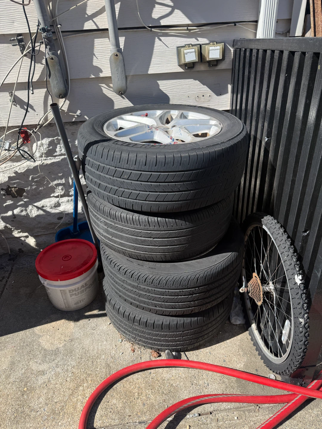 Set of 4 Tires - photo 2