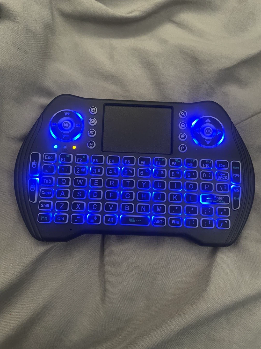 MT10 Mini Wireless Keyboard Mouse Combo - photo 2