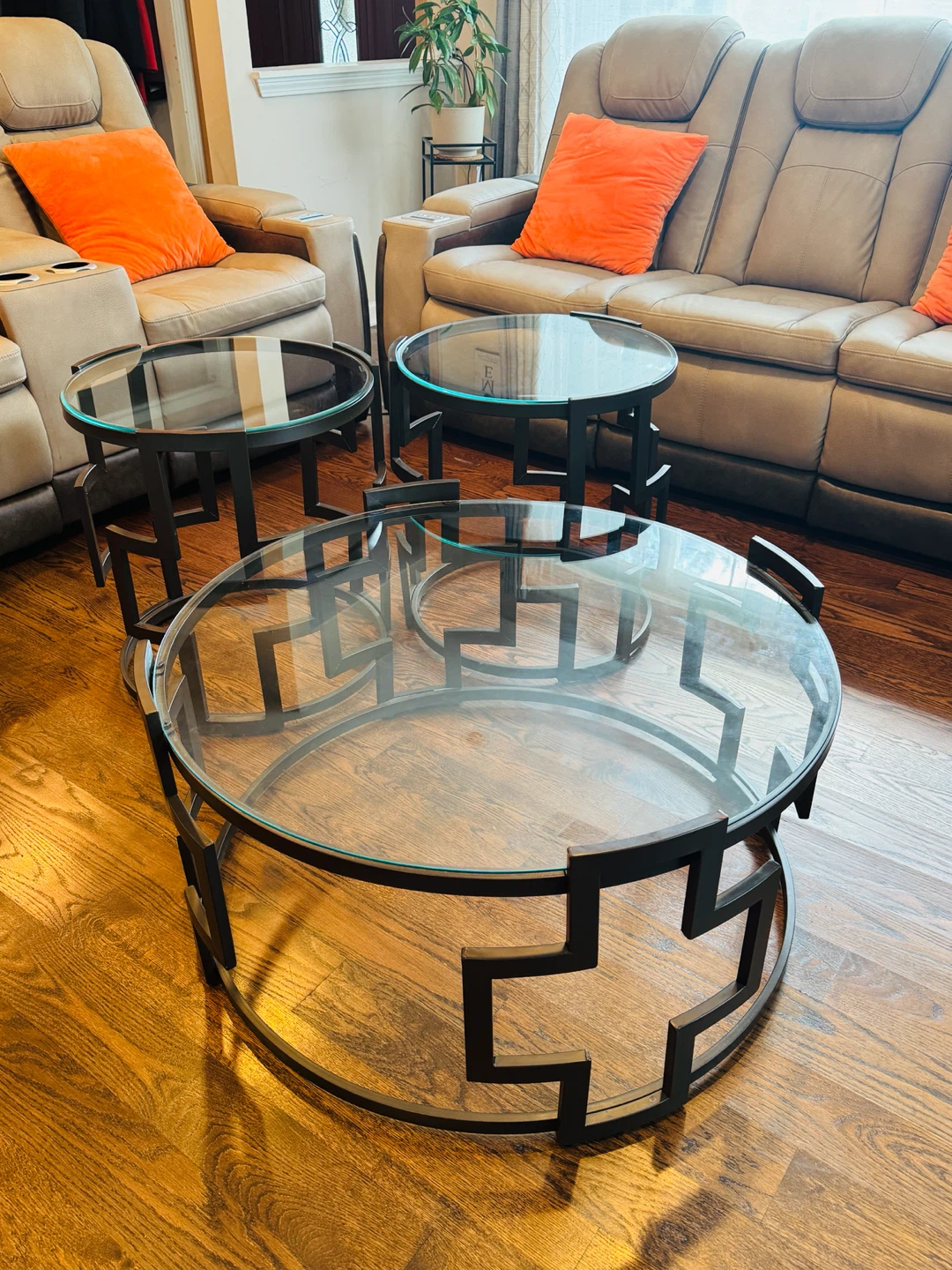 Set of 3 Round Glass Nesting Tables with Metal Base