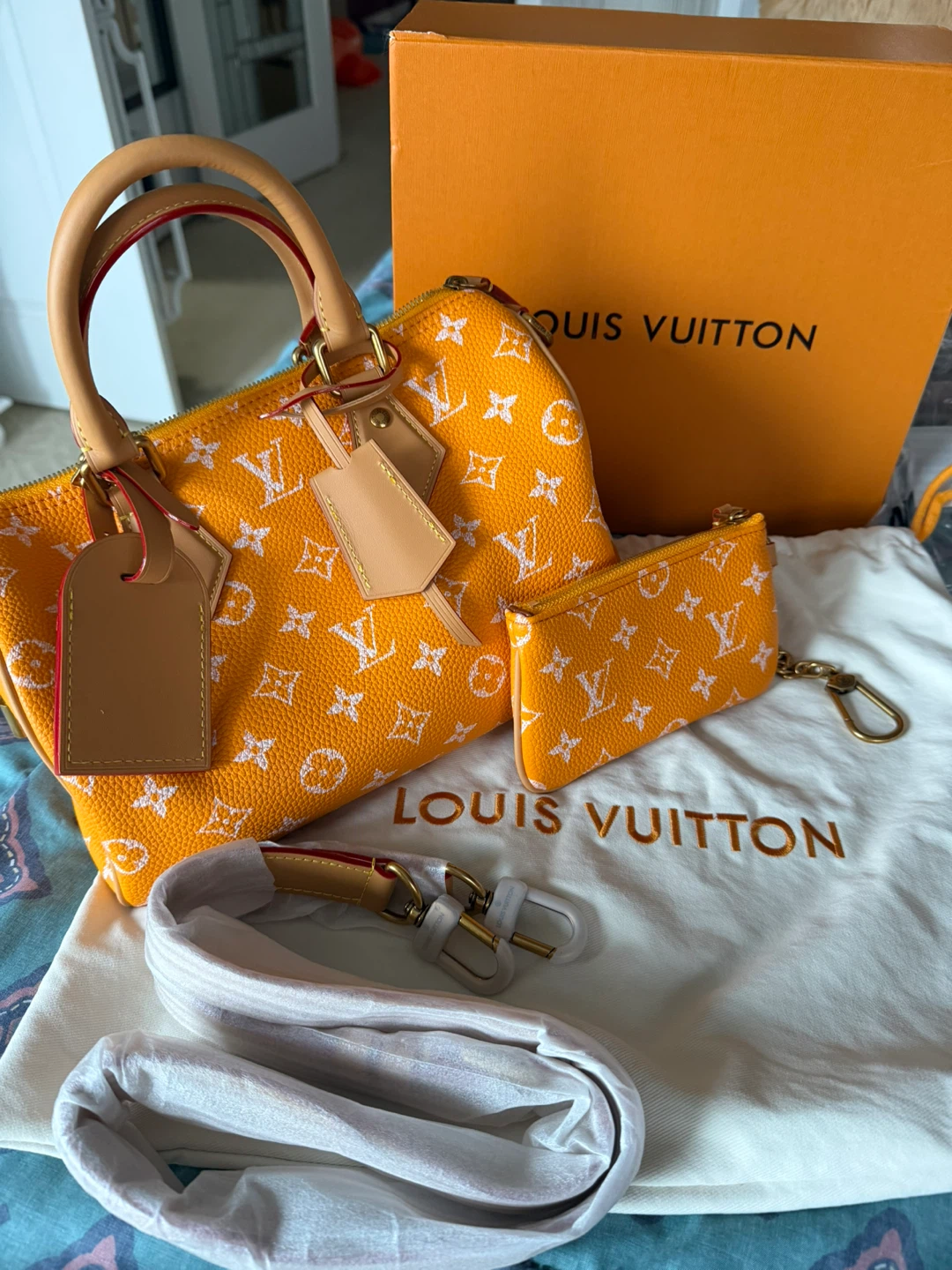 Louis Vuitton Speedy Bandoulière Orange Monogram Bag - photo 3