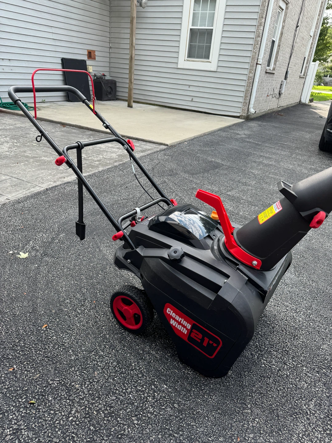 Amerisun Gas Snow Blower - photo 2