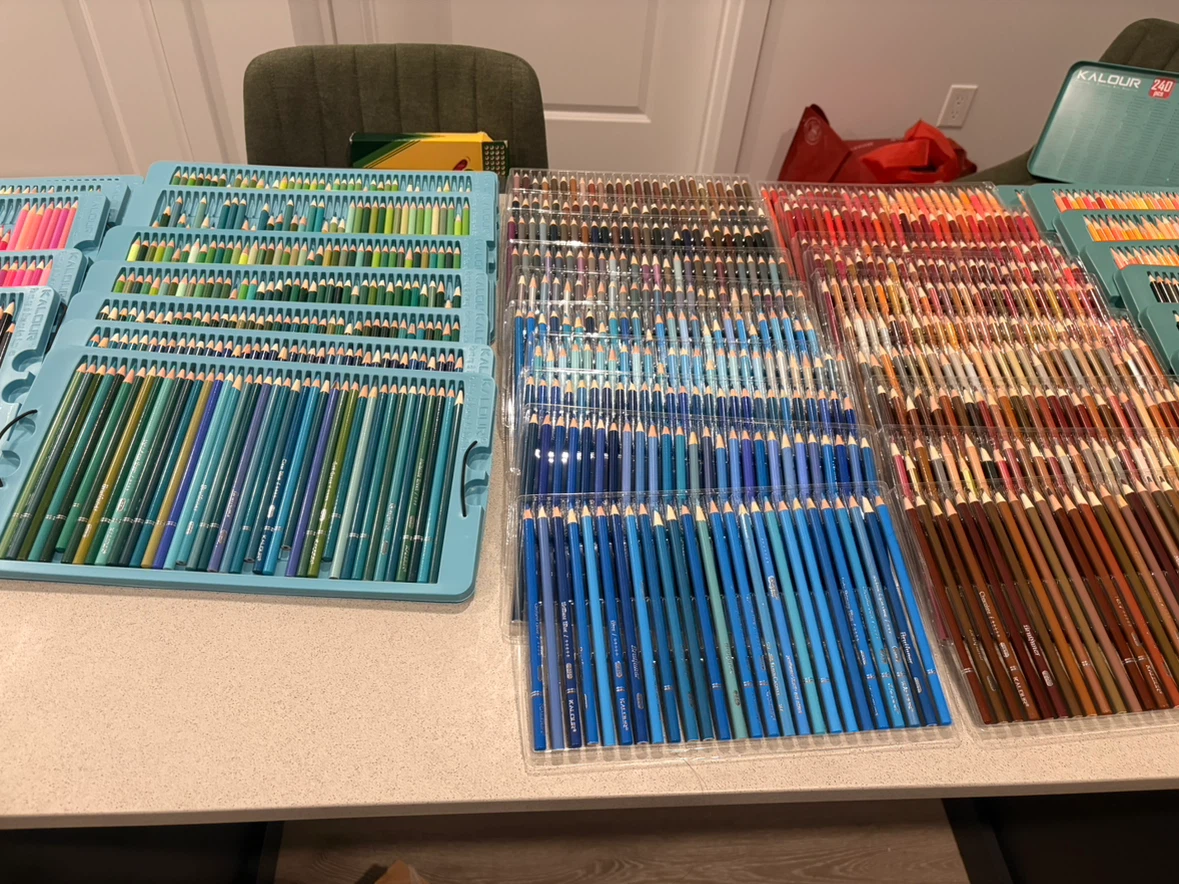 Coloured pencils and other art supplies - photo 2