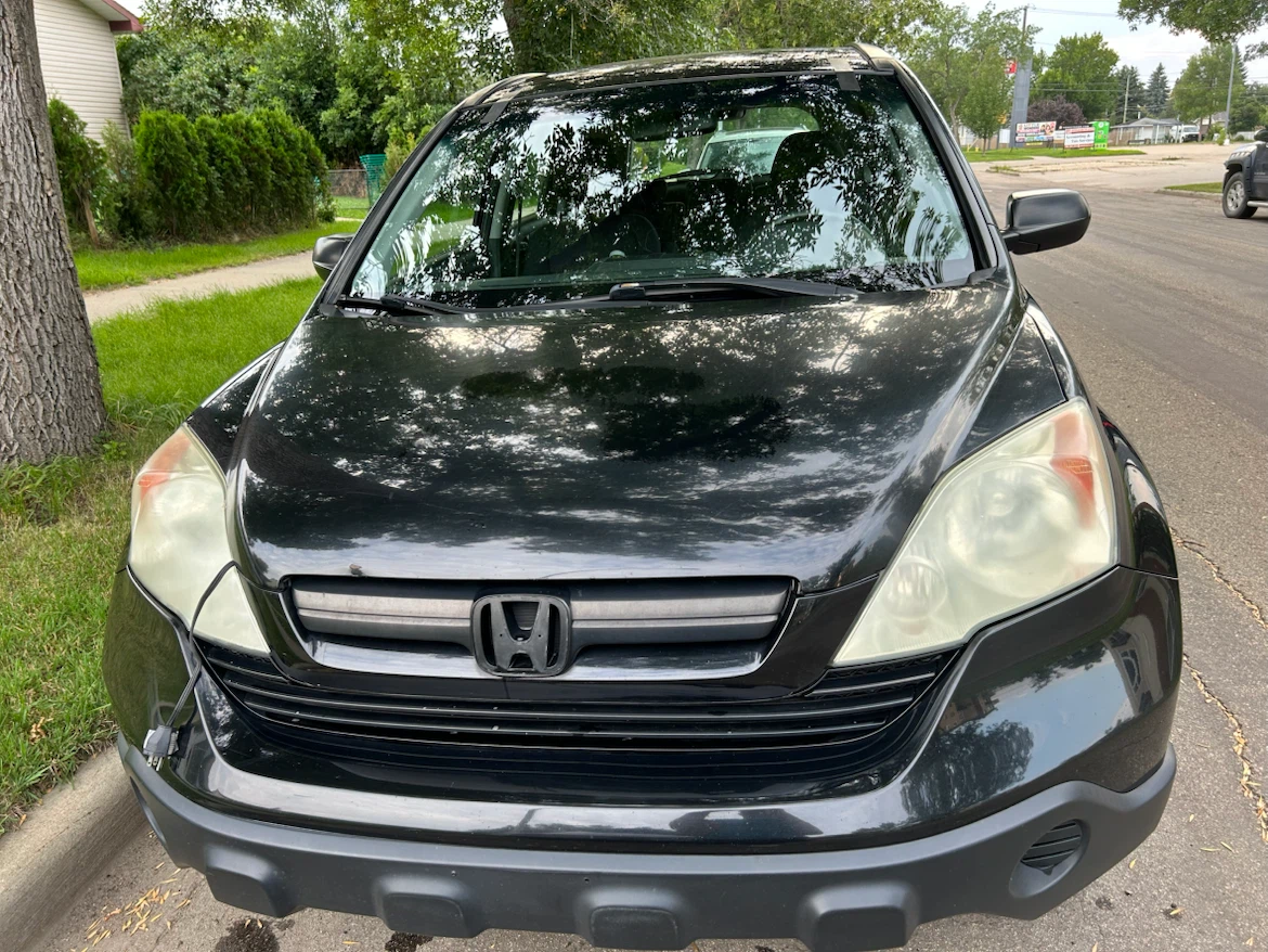 Black Honda CR-V SUV