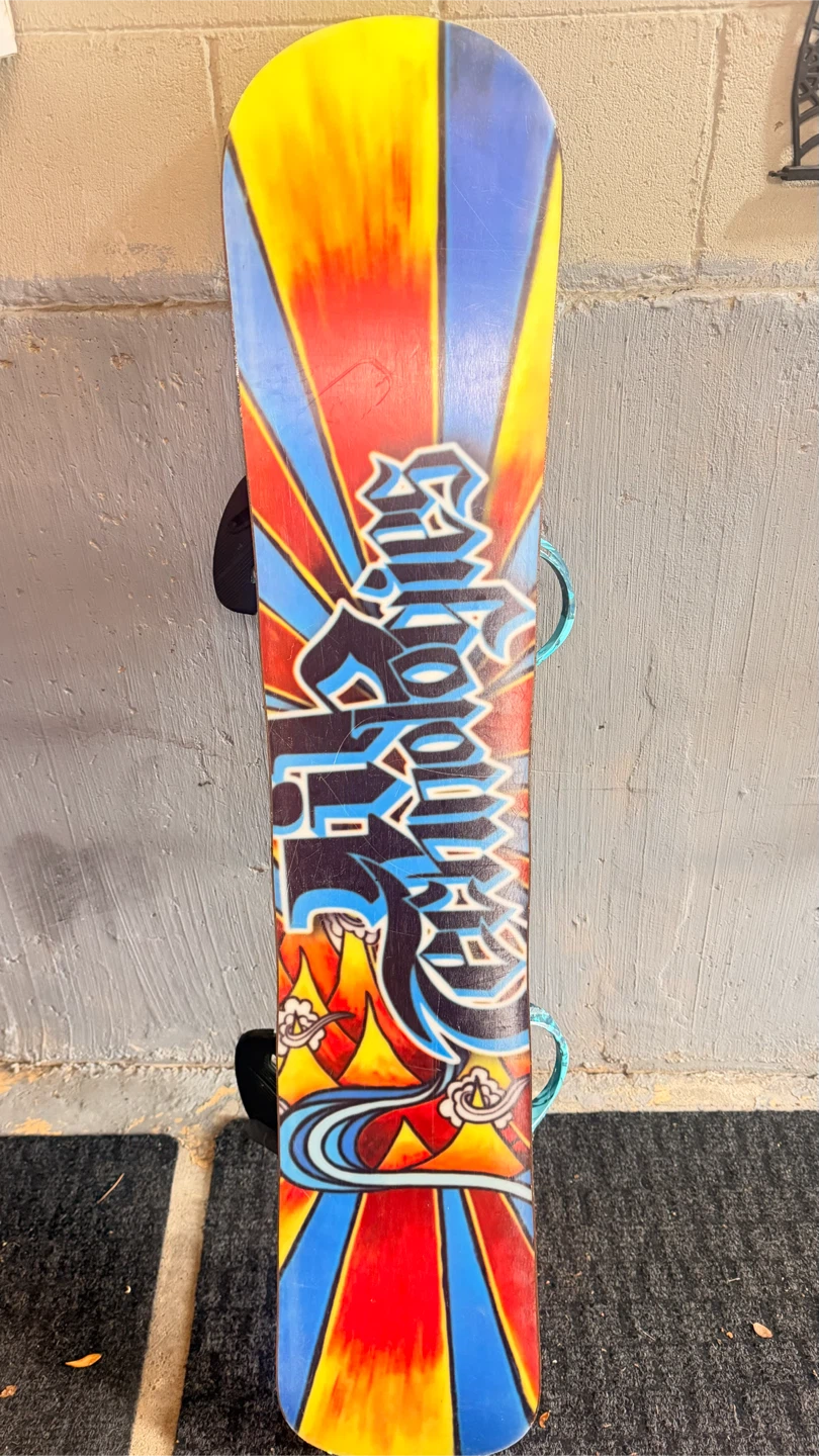 Lib Tech Banana Snowboard with Mission Bindings - photo 2