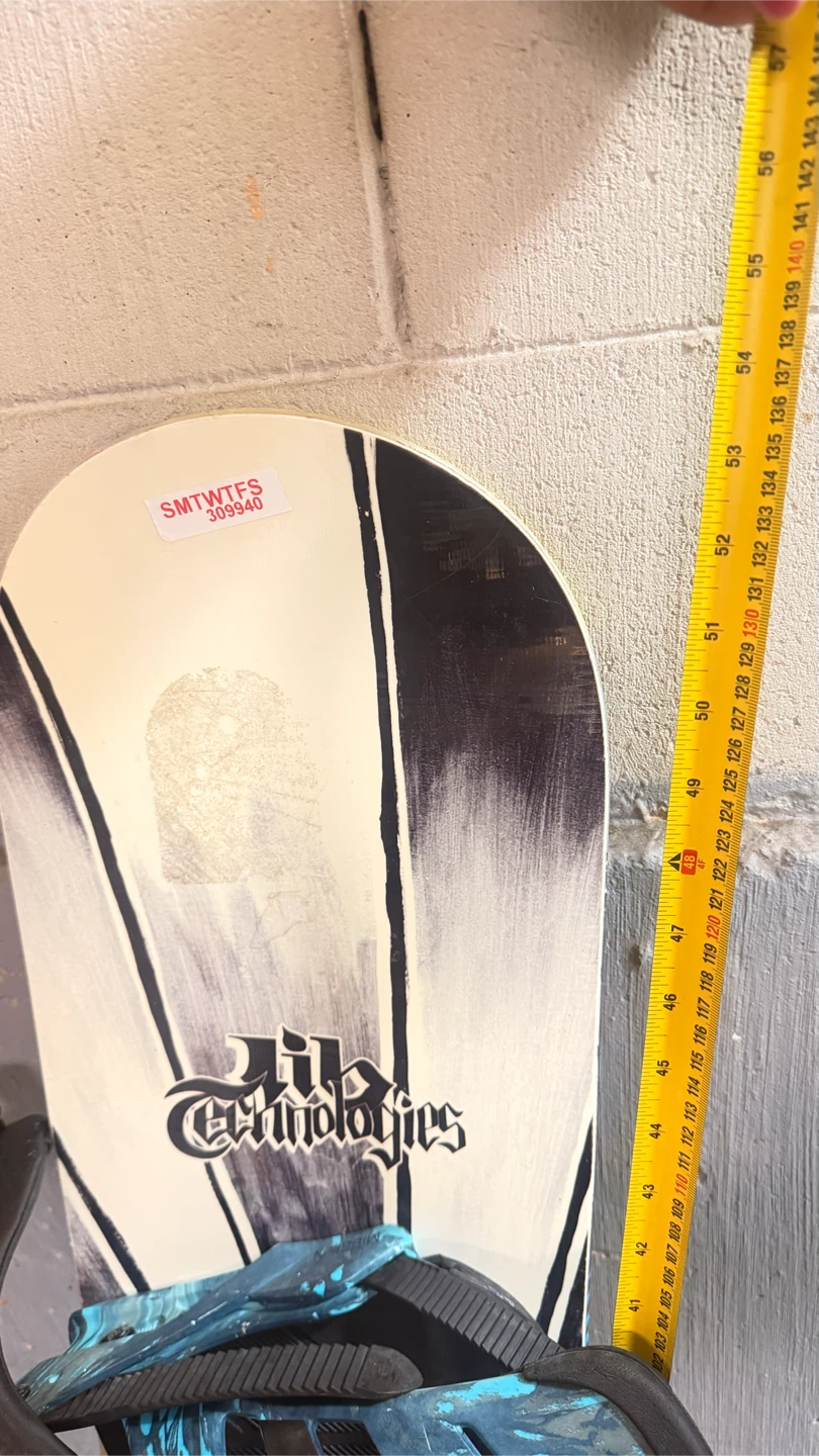 Lib Tech Banana Snowboard with Mission Bindings - photo 5