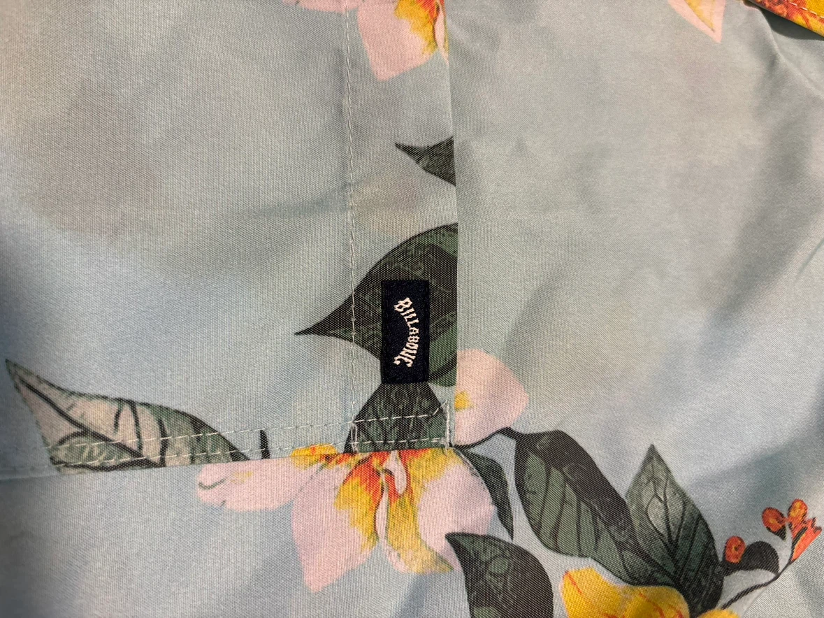 Billabong Men's Floral Short Sleeve Button-Up Shirt - photo 4