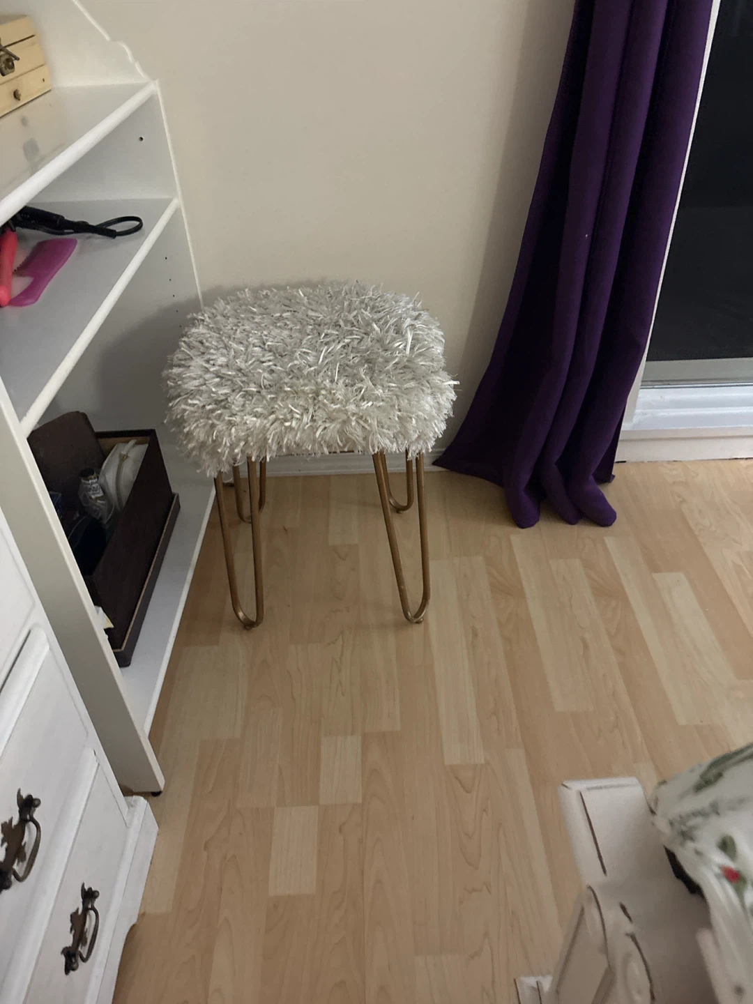 Fluffy White Vanity Stool with Gold Legs