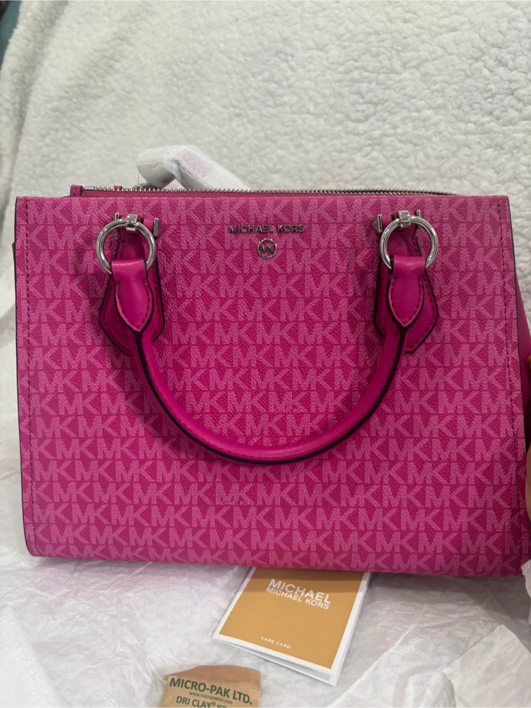 Michael Kors Marilyn Medium Signature Logo Satchel - Pink - photo 3