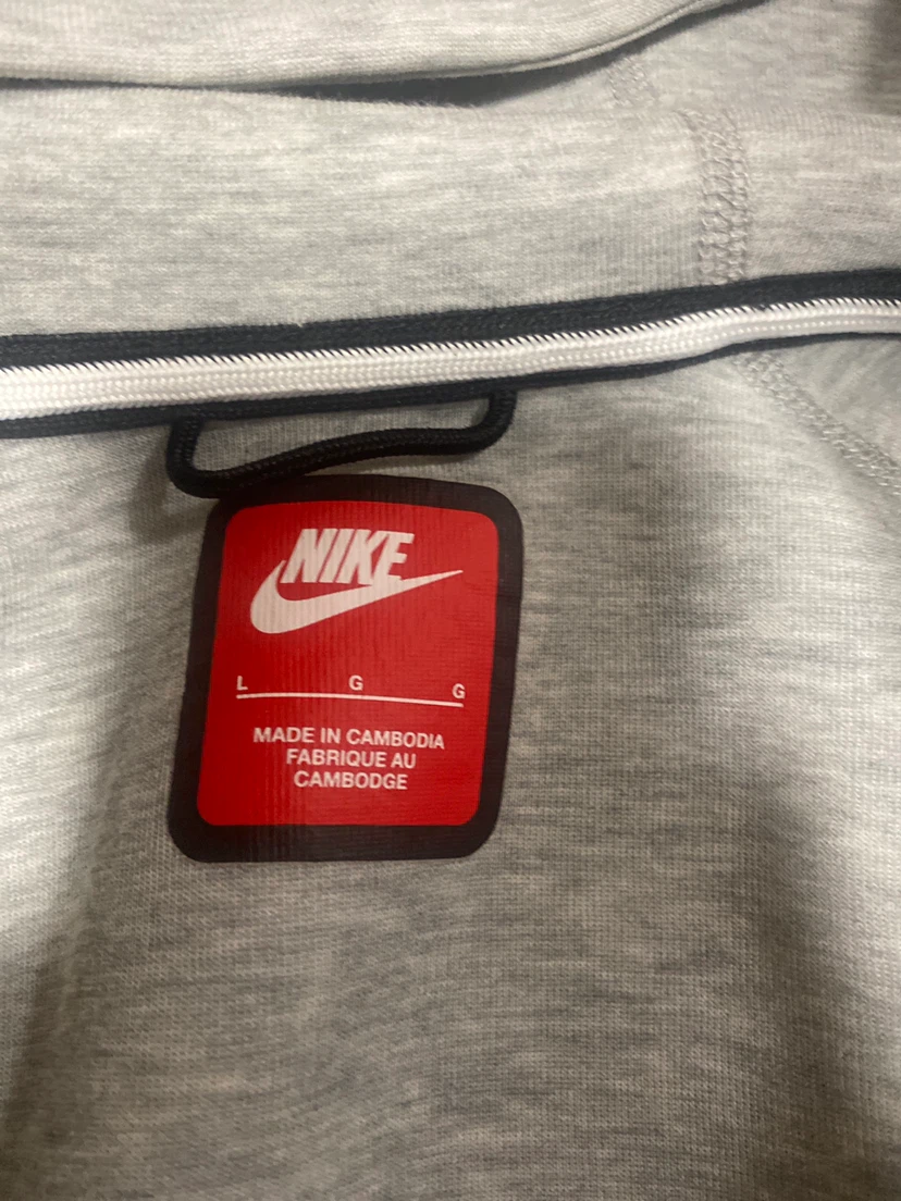 Nike Tech Fleece tracksuit grey size L - photo 2
