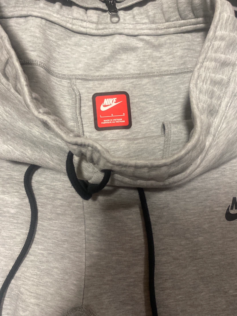Nike Tech Fleece tracksuit grey size L - photo 3
