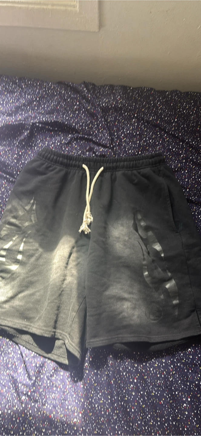 Hellstar shorts size large