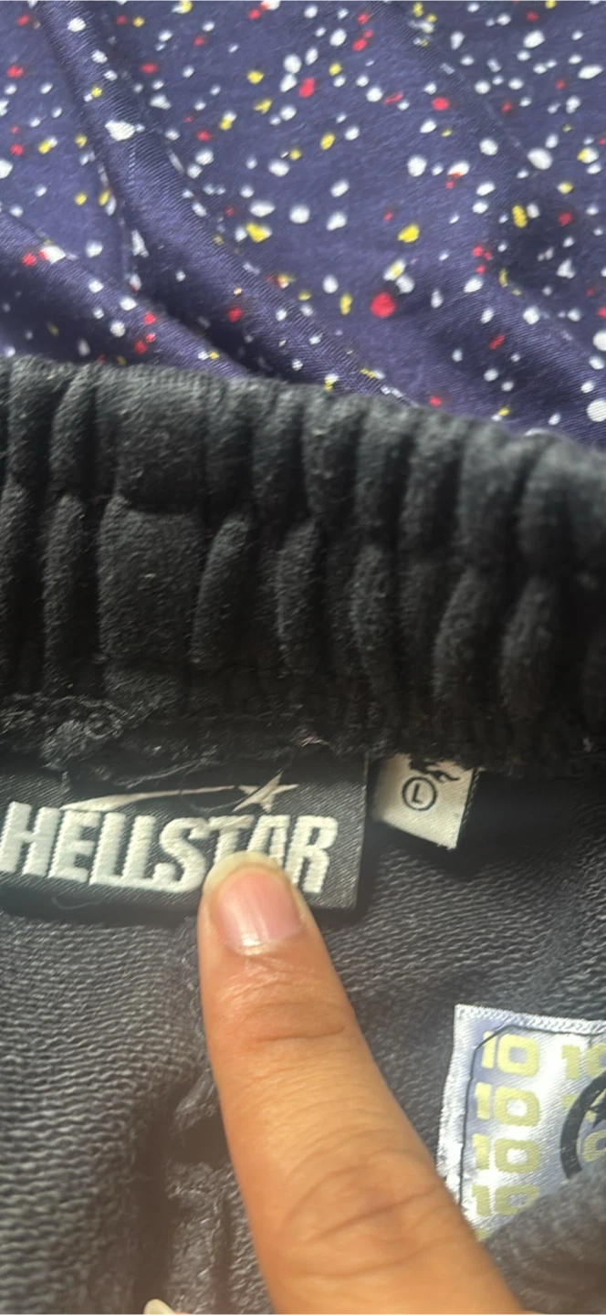 Hellstar shorts size large - photo 4