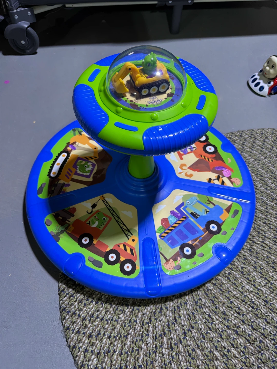 Lehoo Castle Sit and Spin Toddler Toy
