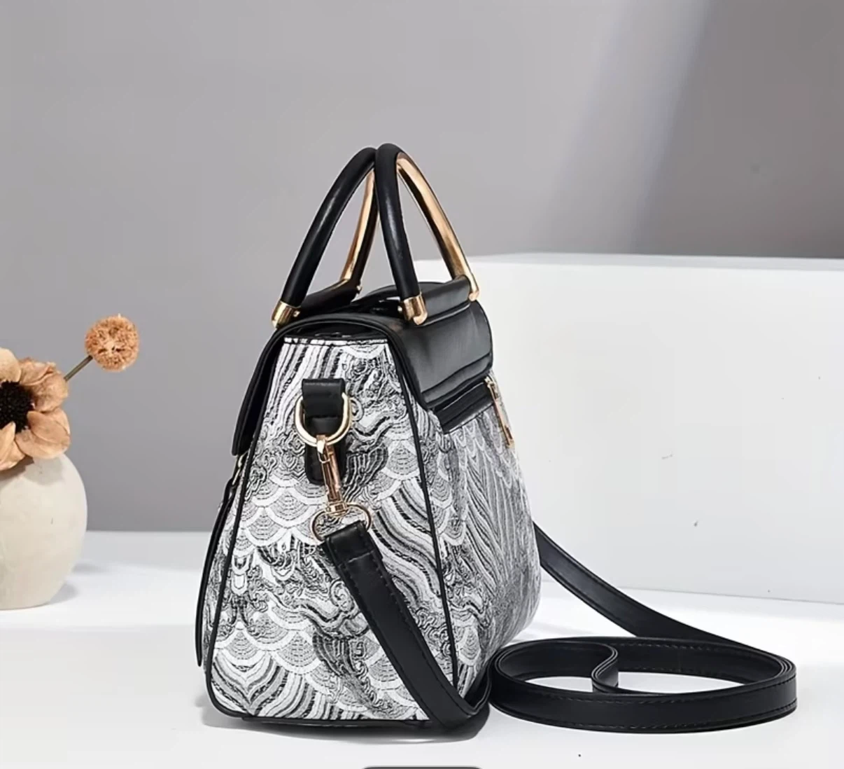 Swan Motif Printed Handbag with Detachable Strap - photo 2