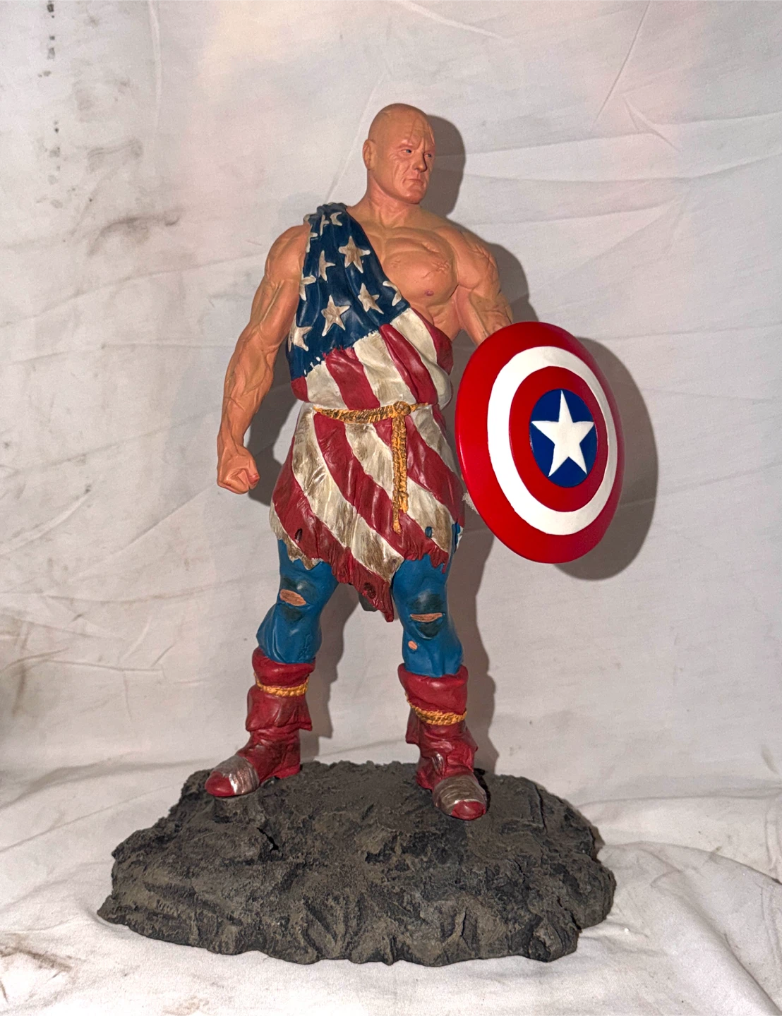 Alex Ross Captain America Limited Edition Collectible Statue - photo 2