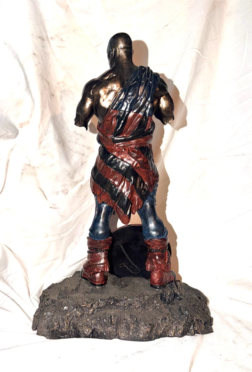 Captain America Bronze Variant Collectible Statue - DAMAGED - photo 4