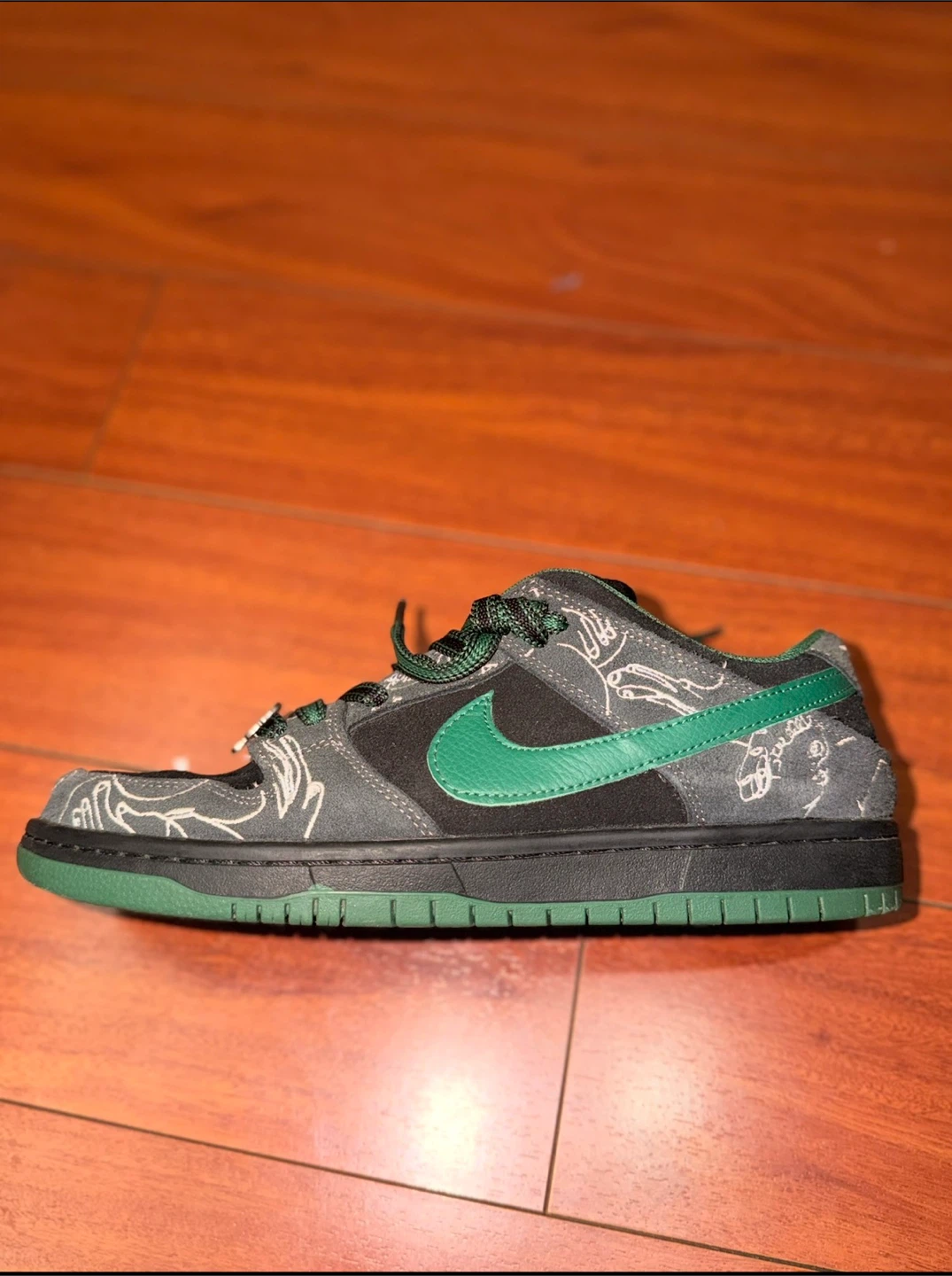 Nike SB Dunk Low Pro Skate Shoes - photo 5